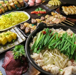 迷ったらこれ！博多の魅力が集結した『博多グルメ満足コース』