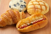 全20種のパンを毎日ご用意

