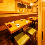 少人数から大人数のご利用可能なプライベート空間でアットホームなご宴会をお愉しみ下さい。