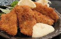 いつもメンバーが替わるのが楽しみな、鮮魚フライ。