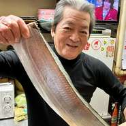 カツオ／ブリ／アオリイカ／平目／メジカ／ネイリ／シマアジ／太刀魚／サバ／イワシ／ウツボ など

※季節により、仕入れ価格が異なる為、お値段変動します。
