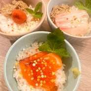 魚のあらでとる、
・鯛・いくらサーモン　￥880
・南高梅　￥550