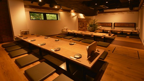 寛ぎの掘りごたつ席は、最大30名様までのご利用も可能