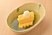 京のお出汁がたっぷりのうまみがある出汁巻き卵です。