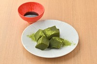 もちもちの食感と抹茶の香りをお楽しみください。