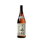 毎年毎年、最高の酒をつくり続けることで磨いてきた職人の技。細かくまろやかで綺麗な味わいと、ほのかに感じる上品な甘やかさが料理を引き立てます。
90ml 880円
1合 1,760円
2合 3,520円