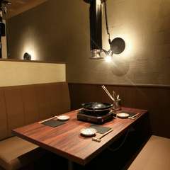 京都・三条河原町エリアに佇む、隠れ家的焼肉店