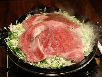 焼きしゃぶスタイルでいただく『リブスライス』