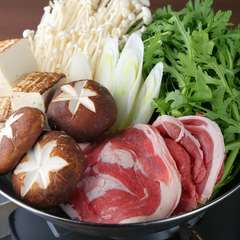 ラム料理・鍋からおつまみ系まで多彩な『逸品』