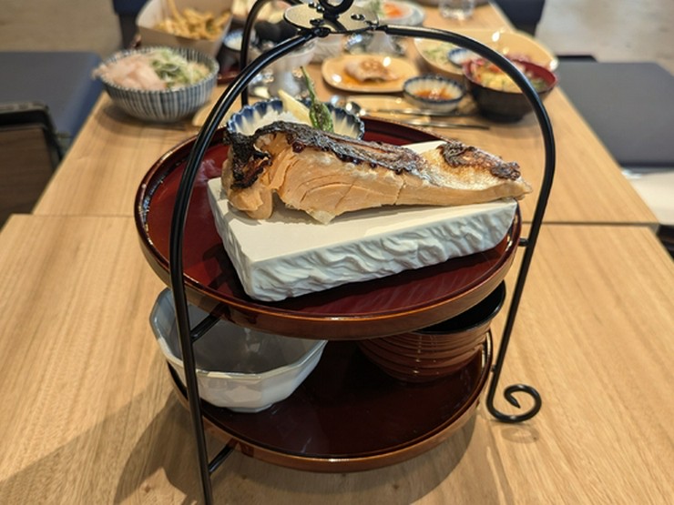【12本】世界で最も有名な日本食レストラン\"NOBU\"限定シャンパン 12本】世界で最も有名な日本食レストラン
