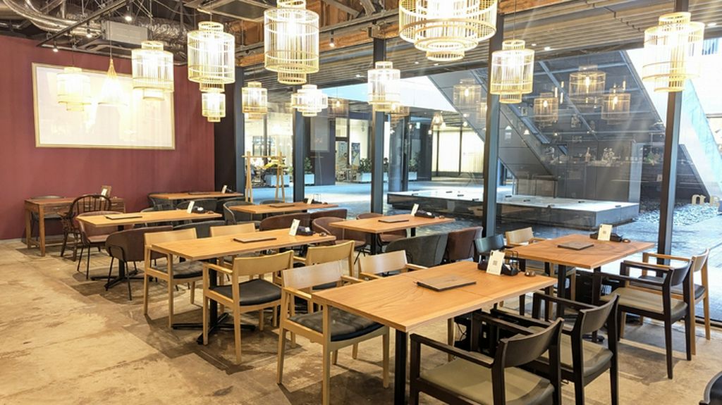 テーブル席 4名席×9