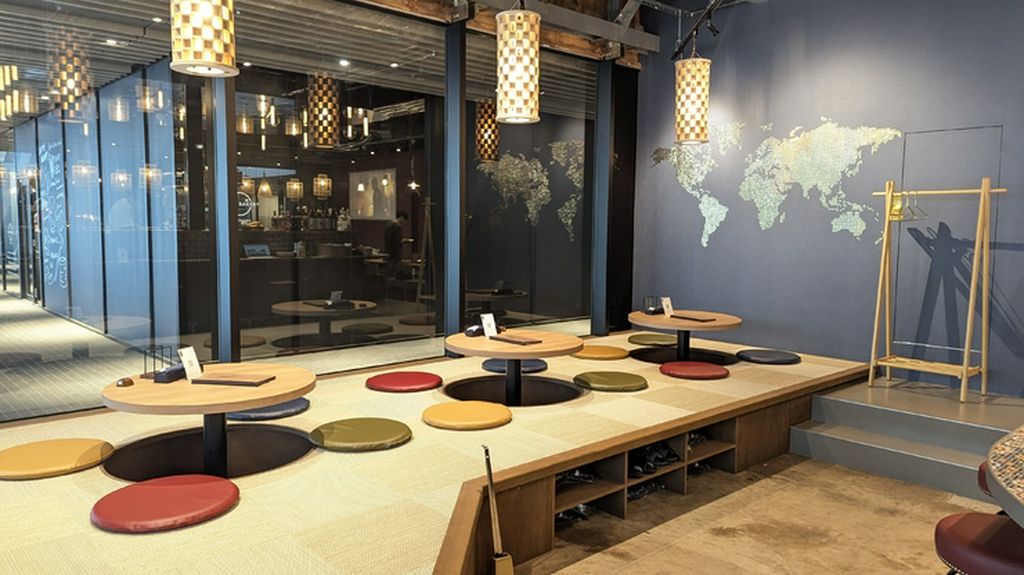 掘りごたつ式お座敷 4名席×4