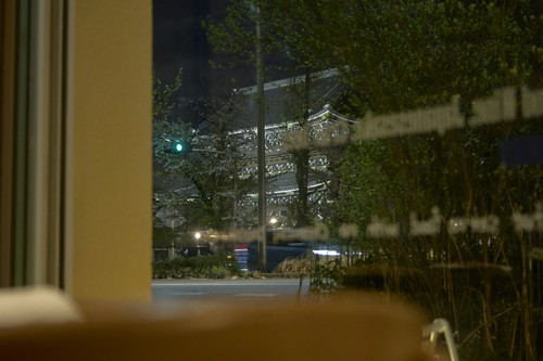 客席から見える東本願寺