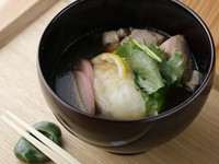 つきたて餅と厳選だし、銀座で味わう至福の『お雑煮』