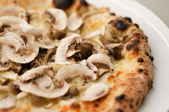 ヘルシーで奥深い味わい。大地の恵みを味わう『フンギフンギ』