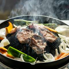 北海道旭川発。手切りにこだわった絶品ラム肉