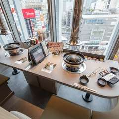 地上10階。都内を一望する開放的な空間