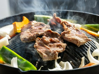 創業以来の看板メニュー『生ラム成吉思汗』