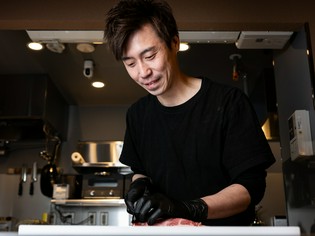 一口のカットから盛り付けまで日々試行錯誤