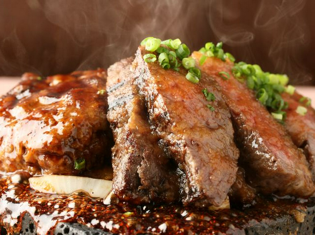 職人技がキラリ。ジューシーで柔らかなおいしさを目一杯味わう