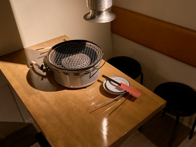 大人の焼肉デートに最適。落ち着いた空間で二人だけの時間を
