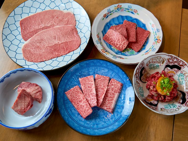 職人技が生む至高の焼肉、九州産A5和牛が奏でる究極のおいしさ