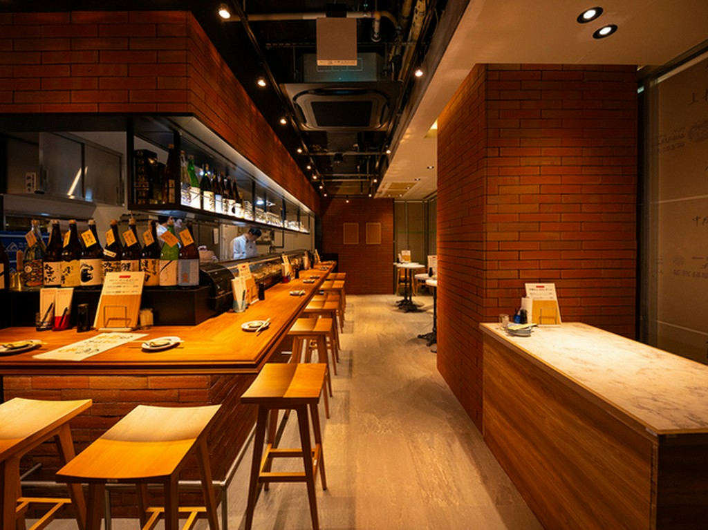 ＜空間＞落ち着きのあるモダンな大人空間