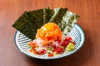 まずはコレ！『海鮮赤富士』