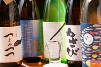 密度の濃い旨みのテクスチャに､軽快に転がる酸味がバランスよく口全体に広がります｡