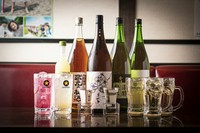 【日本酒10種類以上】生ビール･ハイボールはもちろん､お料理に合わせた日本酒やワインなども各種ご用意いたしております｡お寿司とスパークリングワインの組み合わせなどもぜひお試しください！