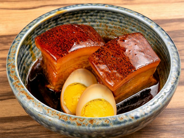 ＜自慢の手仕込み＞泡盛仕込みのとろけるラフテー