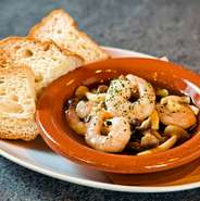 エビときのこのアヒージョ