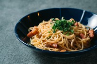 麺200g。