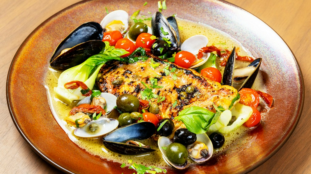 漁師さんから直送の本日の鮮魚料理