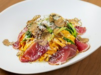 「鴨なんば」を新たな解釈で『河内鴨と九条ネギのラグーソース「タヤリン」』