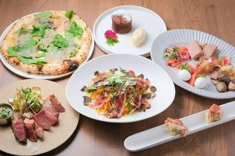 HINOKAを体験するわかりやすい内容。
パスタかピッツァをお1人様1品お選び頂けるシステムです。