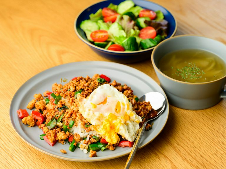 和やかな気分に包まれながら、二人のランチデートを満喫