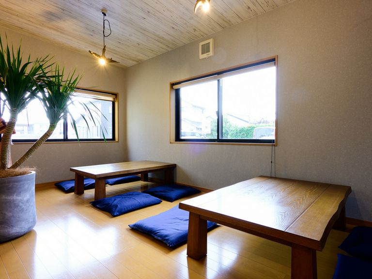 創作料理で「口福(こうふく)」を提供。家族連れでの利用もOK