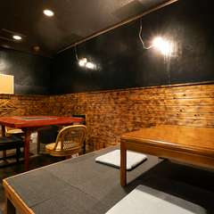 ゆったり過ごせる人気のスペース。和やかな一時に最適な座敷