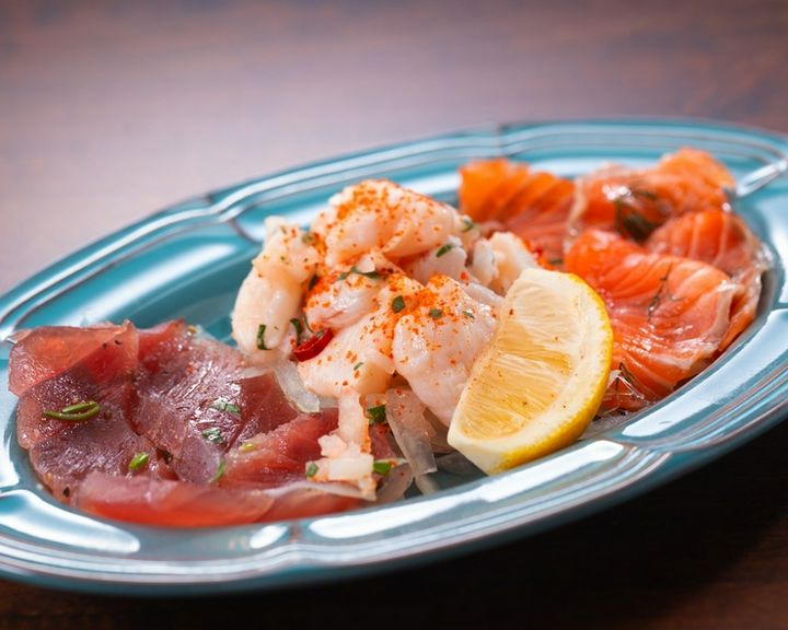 彩々(いろいろ)魚介のカルパッチョとセビッチェ