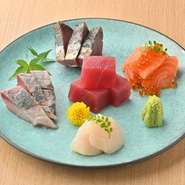 季節ごとの新鮮な鮮魚をご提供する鮮魚の盛り合わせはご宴会にオススメのメニュー！新鮮なものだからこその程よい脂と風味をご堪能ください。盛付けまで丁寧に心を込めて仕上げます。