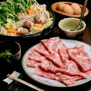 ・国産和牛肩ロースの牛鍋
・前菜（お刺身・他）
・〆の讃岐うどん
・甘味（抹茶アイスとカステラ）

＜別途料金＞
追加のお肉1人前（150g）2,200円
※ご予約時にお申し付け下さい。