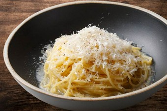 トリュフ香るたっぷりチーズのパスタ　レギュラー