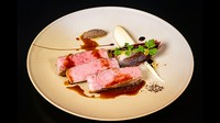 マデラ酒を使ったソースと相性がとても良い逸品『熊本県産あか牛のロースト マデラソース』