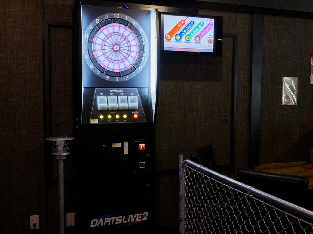 ジュークボックスやダーツなど本場ダイナーの醍醐味がいっぱい！