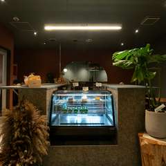 こだわりスイーツも販売中。自分自身へのご褒美に