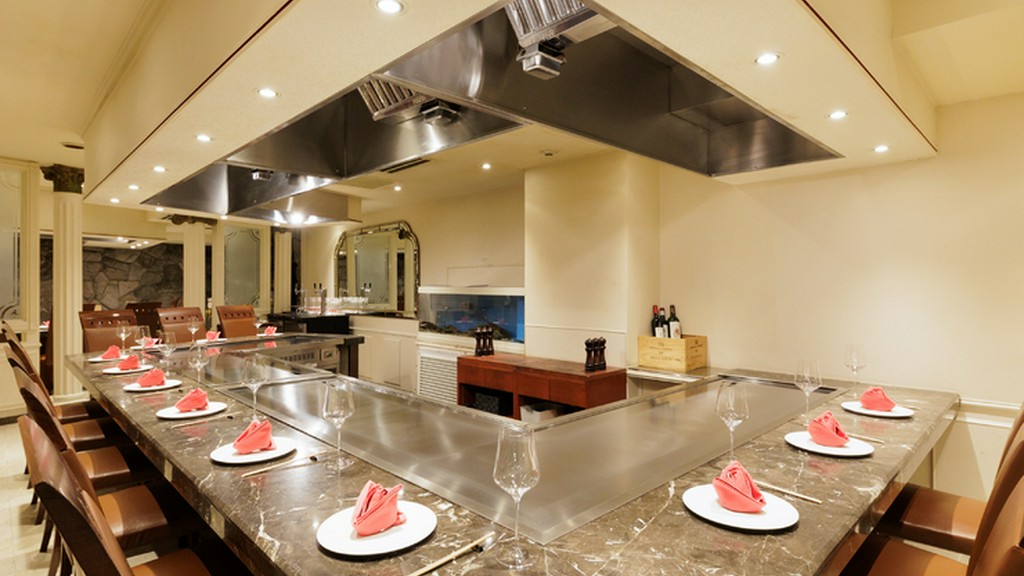 洗練された空間では、シーンに応じた接待対応が可能