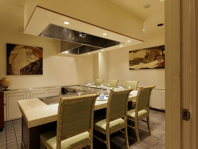 少人数から大人数まで対応可能な完全個室