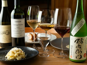 ワインや地酒 サケディプロマの資格も持つソムリエがご提案