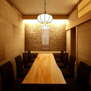 【大小宴会におすすめ個室席】―宴会・接待・会食・誕生日向き―